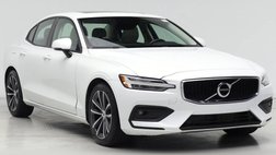 2021 Volvo S60 T5 Momentum