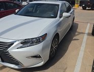 2018 Lexus ES 300h Base