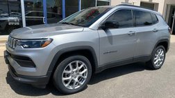 2022 Jeep Compass Latitude Lux