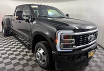 2025 Ford Super Duty F-350 Platinum