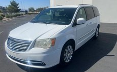 2014 Chrysler Town and Country Touring