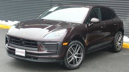 2025 Porsche Macan T
