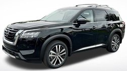 2025 Nissan Pathfinder Platinum