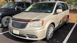 2014 Chrysler Town and Country Touring