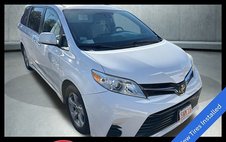 2020 Toyota Sienna LE
