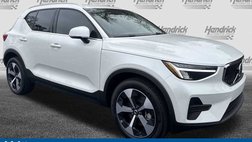 2025 Volvo XC40 B5 Core Bright Theme