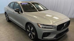 2024 Volvo S60 Recharge T8 Ultimate Dark Theme