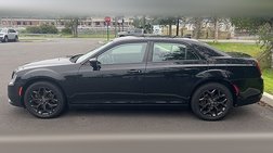 2019 Chrysler 300 Touring