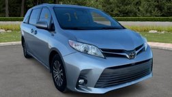 2020 Toyota Sienna XLE