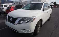 2013 Nissan Pathfinder SV