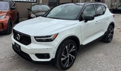2019 Volvo XC40 T4 R-Design