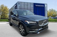 2022 Volvo XC90 T6 Inscription 6-Passenger