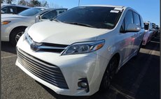 2018 Toyota Sienna XLE Premium 7-Passenger