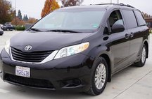 2013 Toyota Sienna LE