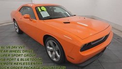 2014 Dodge Challenger SXT Plus