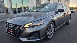 2023 Nissan Altima 2.0 SR