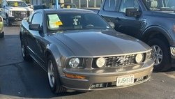 2005 Ford Mustang GT Premium