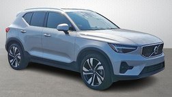 2023 Volvo XC40 B5 Plus Bright Theme