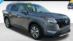 2024 Nissan Pathfinder SL