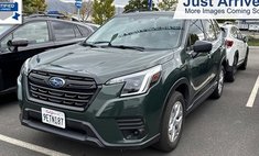 2023 Subaru Forester Base