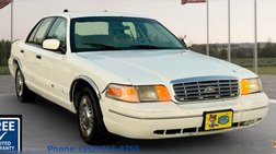 2001 Ford Crown Victoria Base