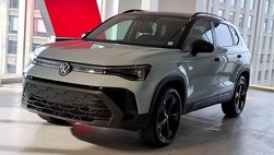 2025 Volkswagen Taos SE Black 4Motion