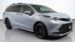 2025 Toyota Sienna Woodland Edition