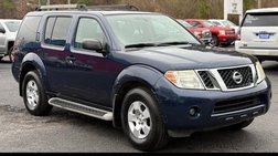 2011 Nissan Pathfinder LE
