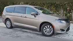 2017 Chrysler Pacifica Touring L FWD