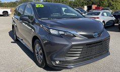 2025 Toyota Sienna XLE