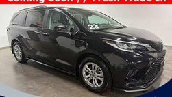 2023 Toyota Sienna XLE 8-Passenger