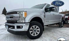 2017 Ford Super Duty F-350 Lariat