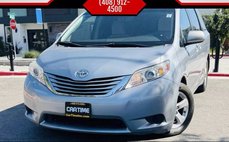 2015 Toyota Sienna LE