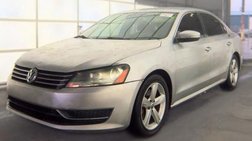 2014 Volkswagen Passat 1.8T SE with Sunroof 1.8