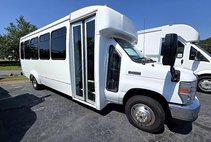 2018 Ford E-450