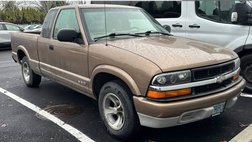 2002 Chevrolet S-10 LS