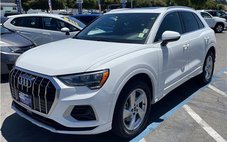 2021 Audi Q3 quattro Premium 40 TFSI
