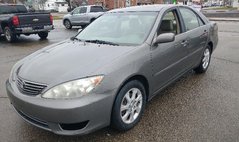 2005 Toyota Camry LE V6