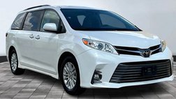 2020 Toyota Sienna XLE
