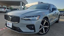 2024 Volvo S60 B5 Plus Dark Theme