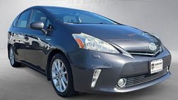 2014 Toyota Prius v Five