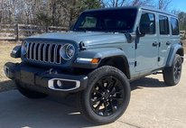 2025 Jeep Wrangler Sahara 4xe