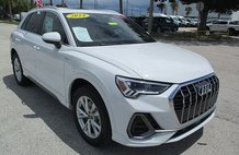 2024 Audi Q3 quattro S line Prem Plus 45 TFSI