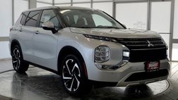 2023 Mitsubishi Outlander SE