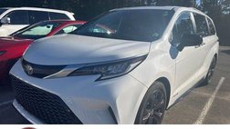 2021 Toyota Sienna XSE 7-Passenger