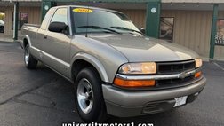 2001 Chevrolet S-10 Base