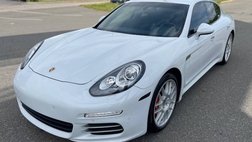 2016 Porsche Panamera 4 Edition