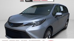 2024 Toyota Sienna LE 8-Passenger