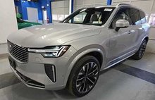 2025 Volvo XC90 B5 Plus Bright Theme 6P