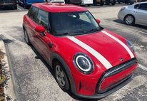 2022 MINI Hardtop Cooper
